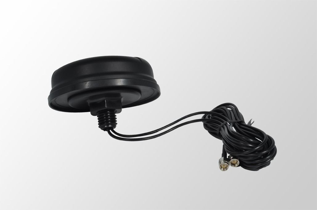 CMO LTE MIMO puck antenna